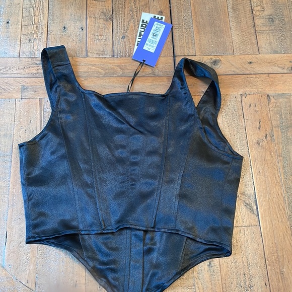 Future Collective Corset - Picture 2 of 3